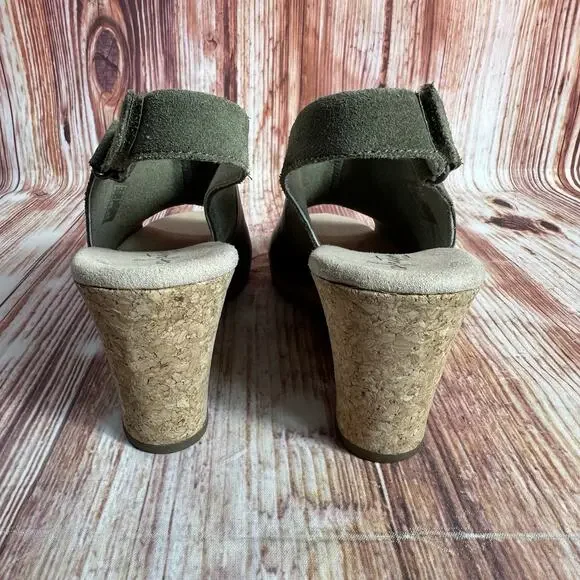 Clarks LAFLEY JOY Sz 7 Gray Leather Suede Cork Wedge Heel Sandals Open Toe Shoes - Picture 4 of 10